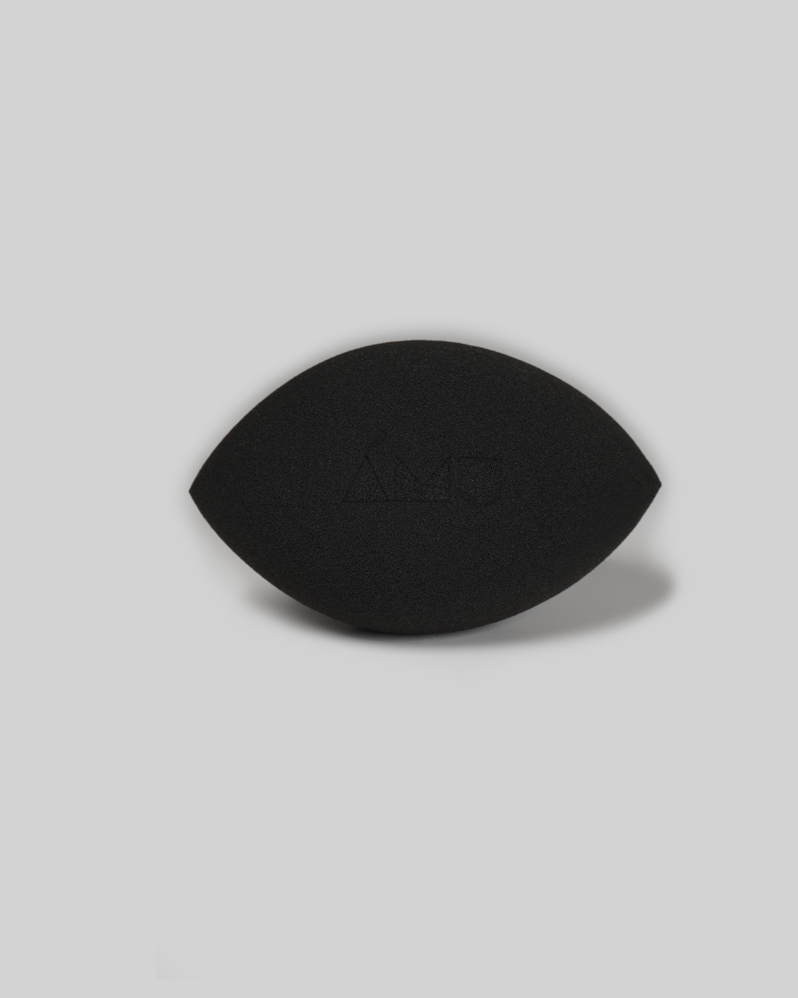 ÁMU  BLENDER BLACK