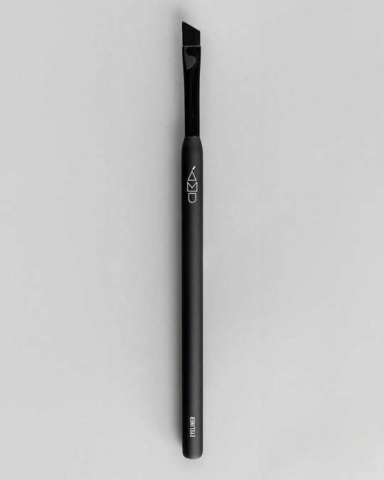 EYE LINER